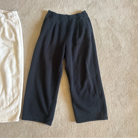 Uniqlo Black and Cream fleece lined wide leg pants girls size Large - Picture 3 of 6